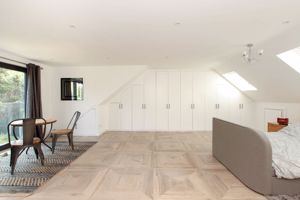 Photo 23- click for photo gallery